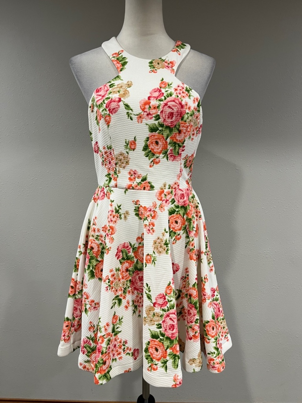 B.Smart Floral Halter Fit & Flare Juniors Dress size 9/10